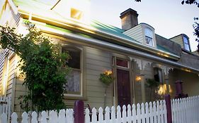 Ellie'S Place On City Park